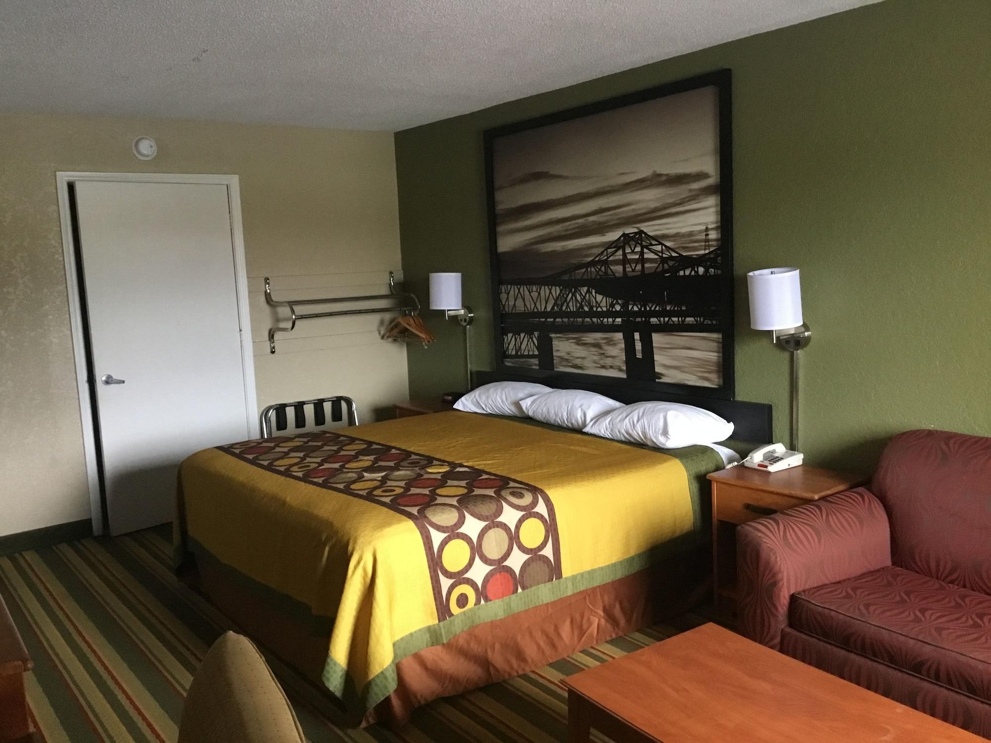 Super 8 By Wyndham Meridian Ngoại thất bức ảnh